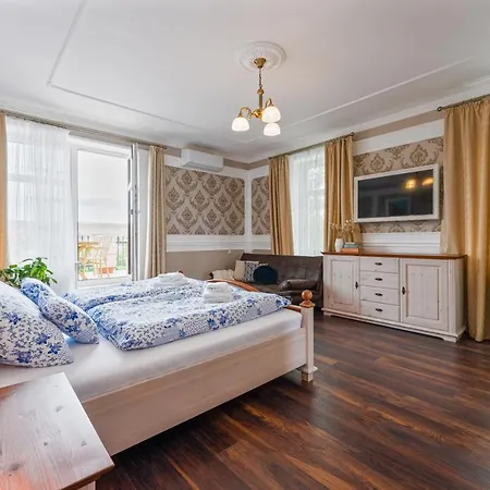 Ξενοδοχείο Hotel Pod Zebinem 4*