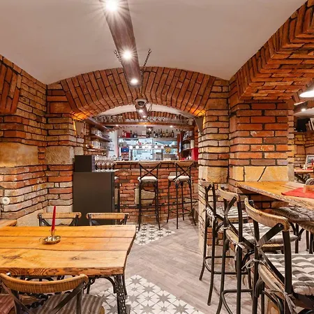 Ξενοδοχείο Hotel Pod Zebinem 4*