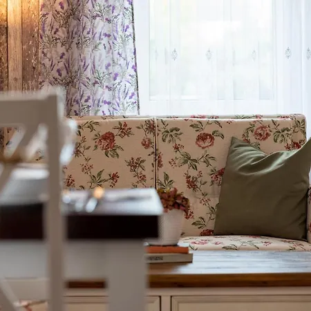 Ξενοδοχείο Hotel Pod Zebinem